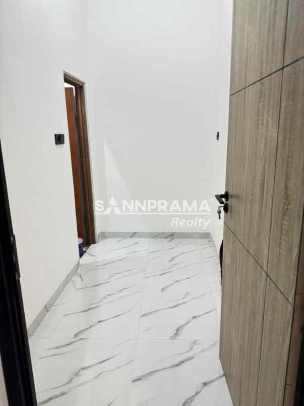 rumah minimalis siap huni murah dekat summarecon ekas
