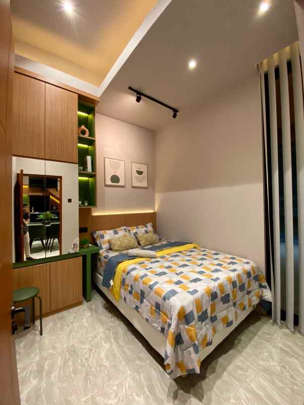 rumah modern 2 lantai full furnish mewah strategis