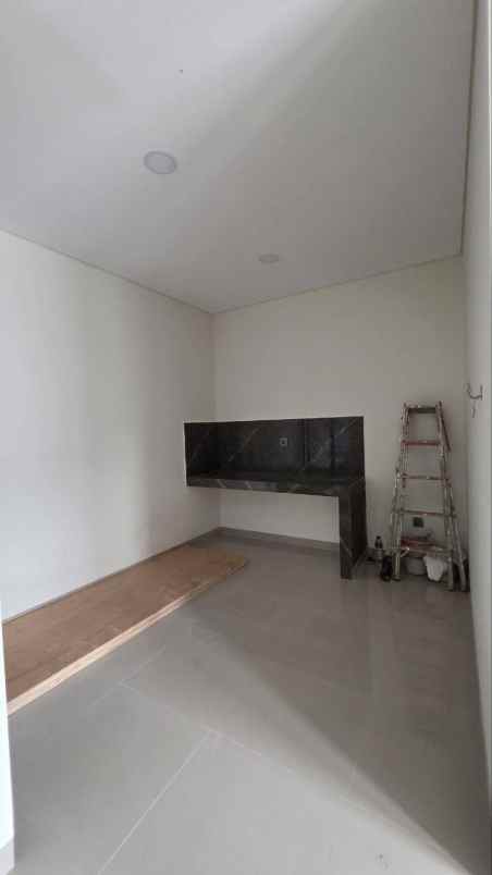 rumah modern di bintaro pondok aren tangsel