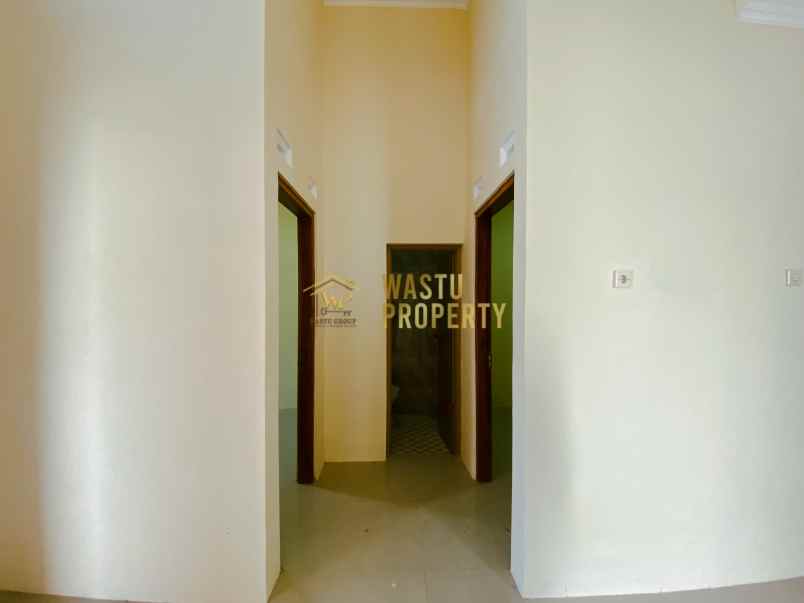 rumah modern siap huni depan hotel galuh prambanan