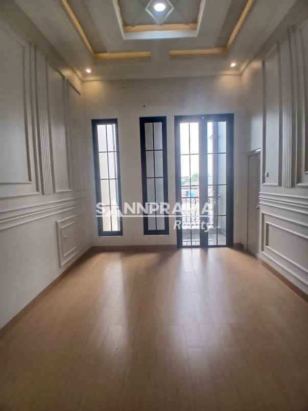 rumah modern strategis di kemang sukmajaya depok
