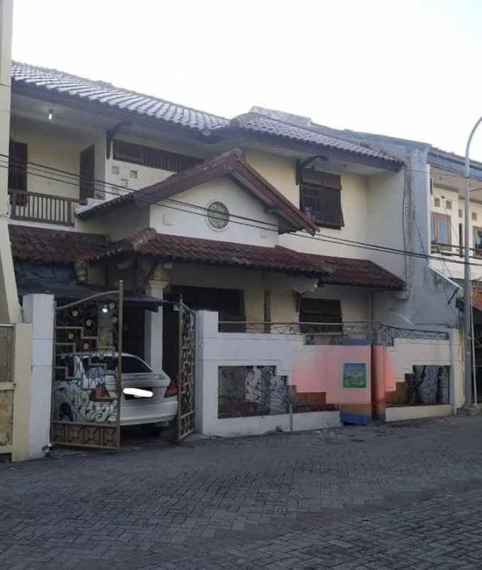 rumah mulyosari row jalan 3 mobil