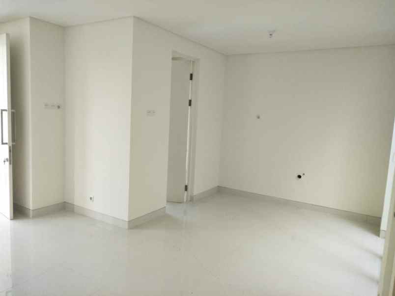 rumah new 2 lantai cluster adelaide