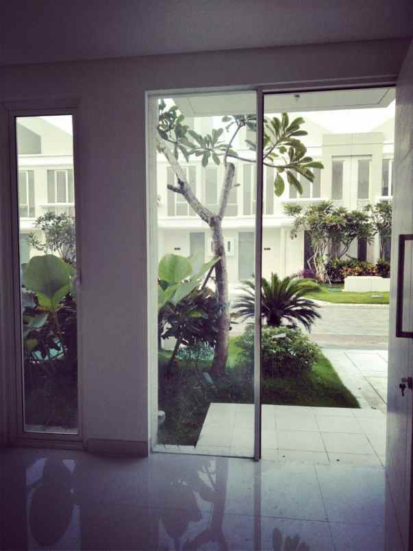 rumah new 2 lantai cluster adelaide