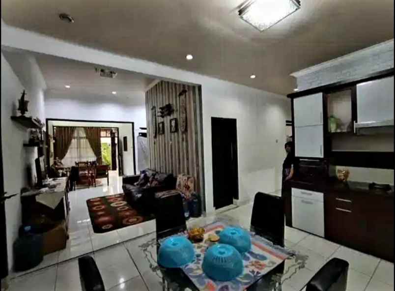 rumah nyaman siap huni di arcamanik bandung