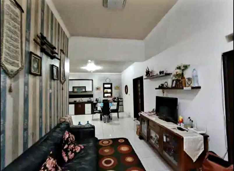 rumah nyaman siap huni di arcamanik bandung