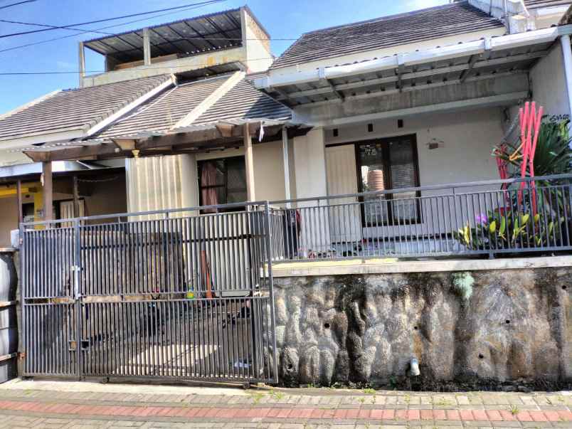 rumah nyaman strategis komplek padasuka ideal bandung