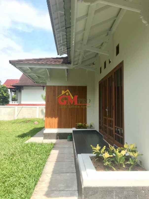 rumah parahyangan rumah villa