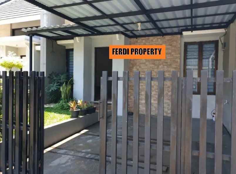 rumah perumahan bukit golf cibubur