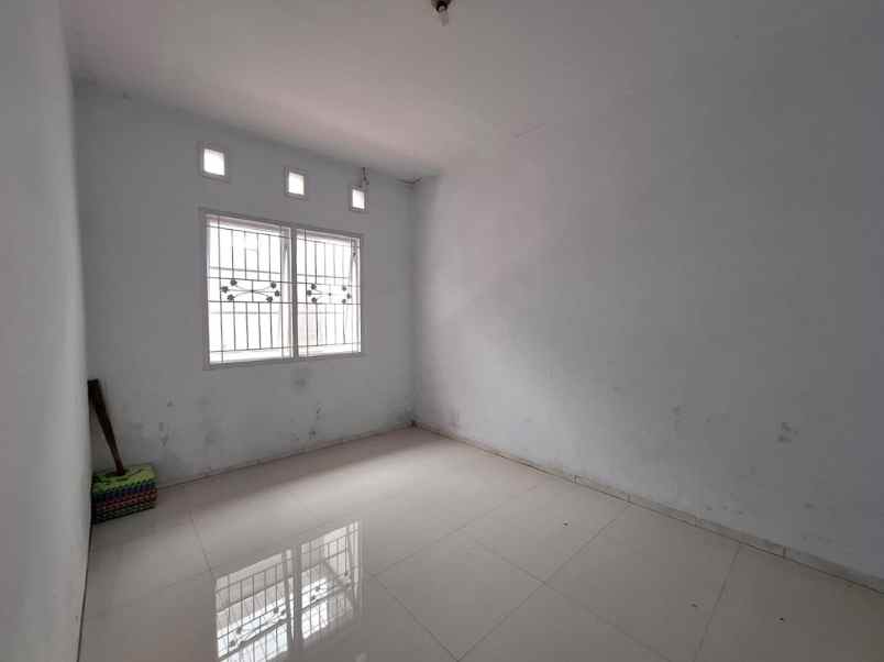 rumah perumahan metland menteng cakung jakarta timur