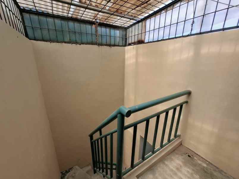 rumah perumahan metland menteng cakung jakarta timur