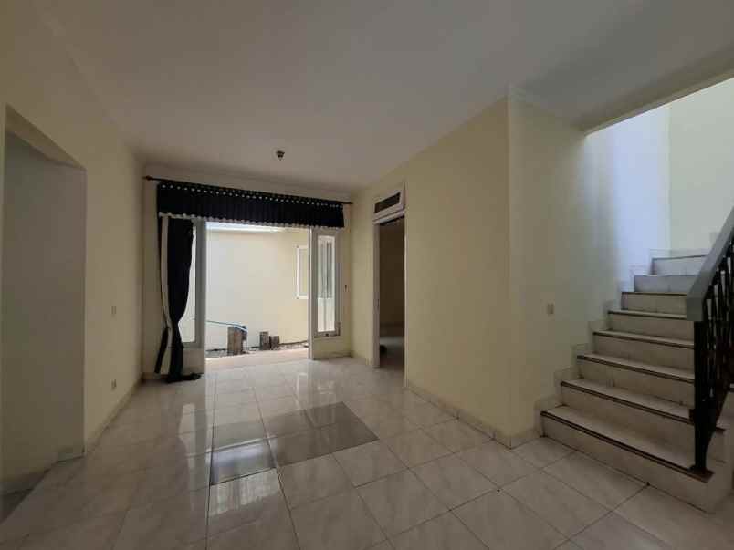 rumah perumahan metland menteng cakung jakarta timur