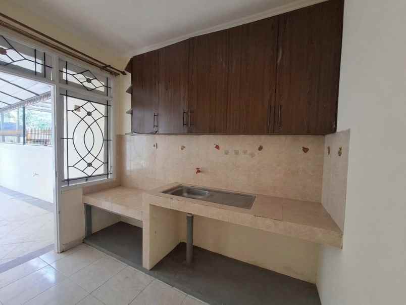 rumah perumahan metland menteng cakung jakarta timur