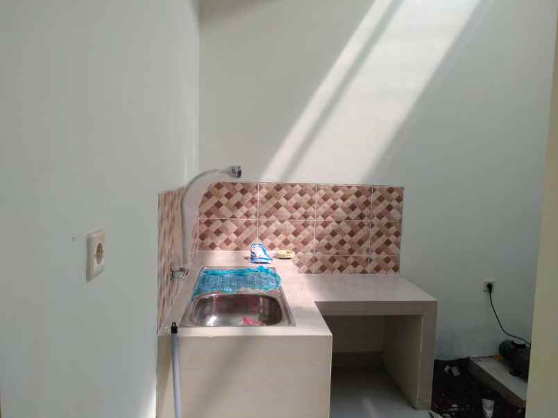 rumah perumnas 1 bekasi barat