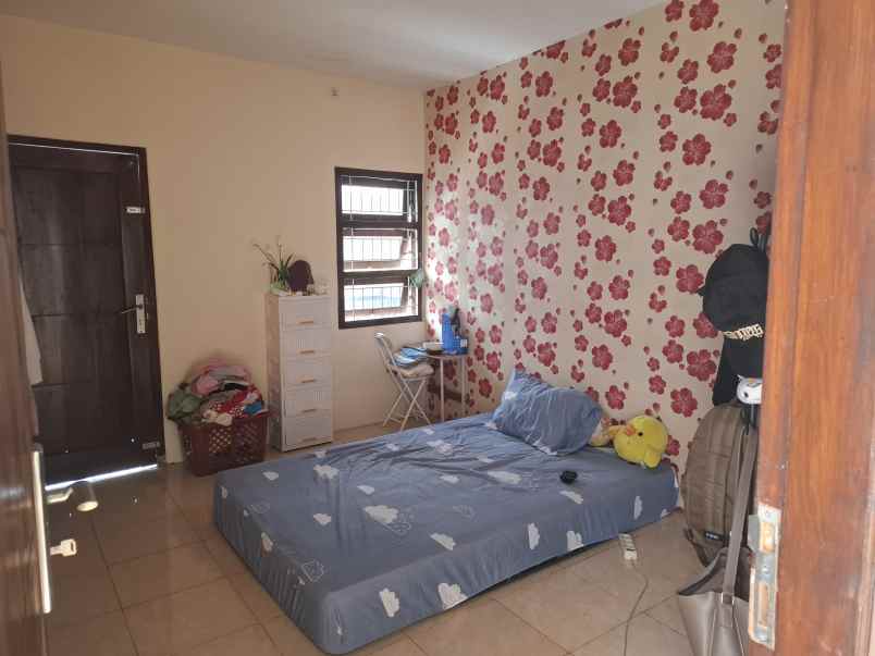 rumah pojok di perumahan pondok bedadung indah jember