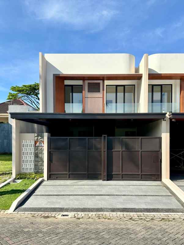 rumah premium siap huni lokasi cluster golf araya