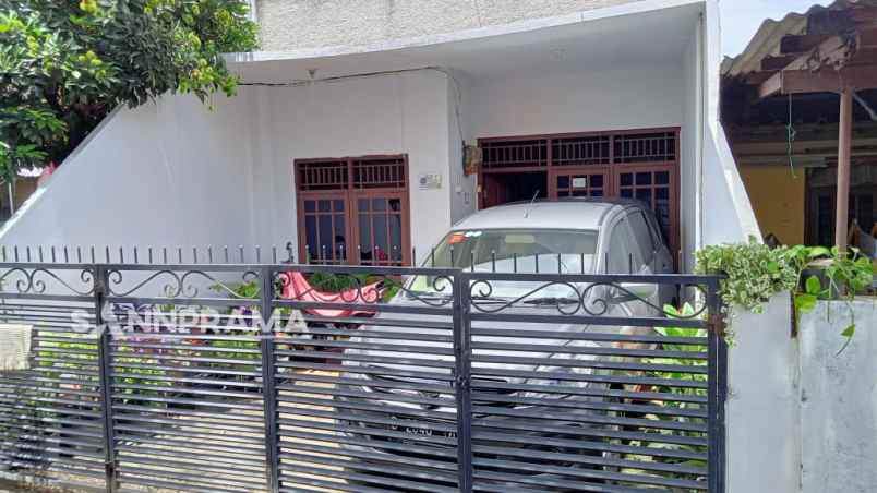 rumah second dekat polsek pancoran mas rohkus