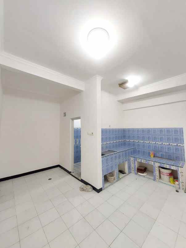 rumah second full renove siap huni di semarang