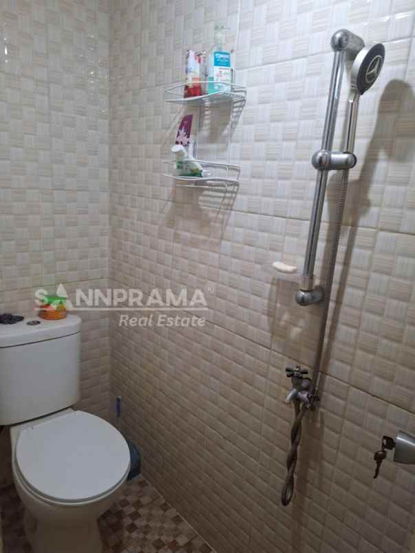 rumah second siap huni di beji kota depok