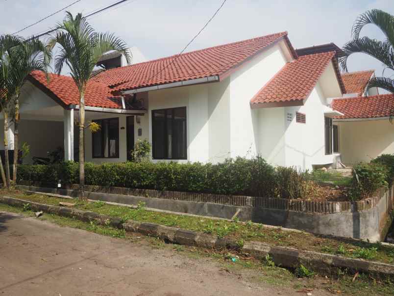 rumah second tanah luas di puri anggrek mas depok