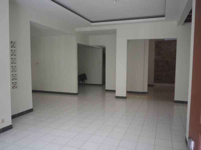 rumah second tanah luas di puri anggrek mas depok