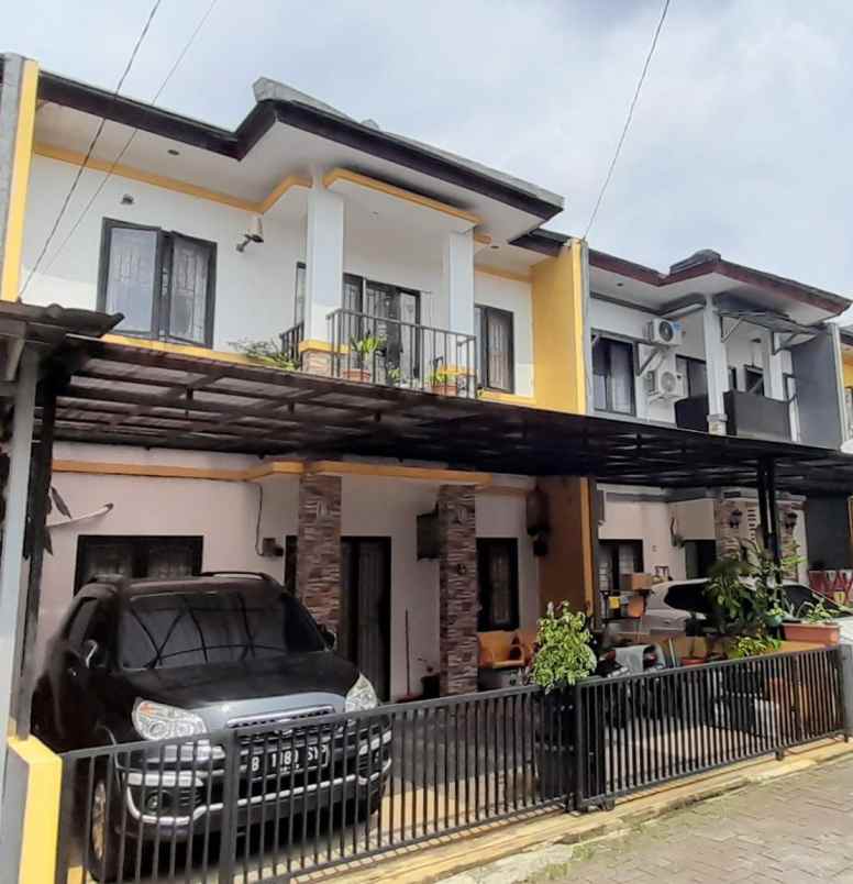 rumah secondary dalam cluster di pondok aren tangsel