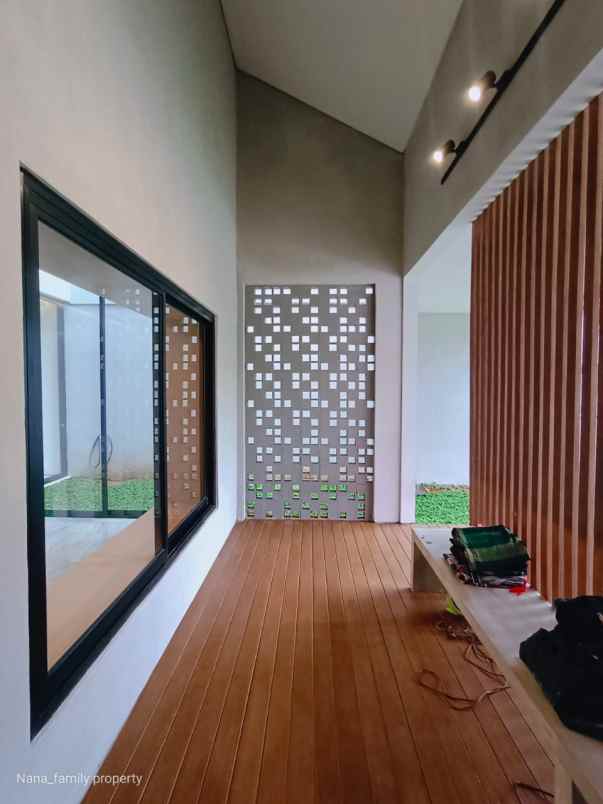 rumah siap huni design modern di joglo jakbar