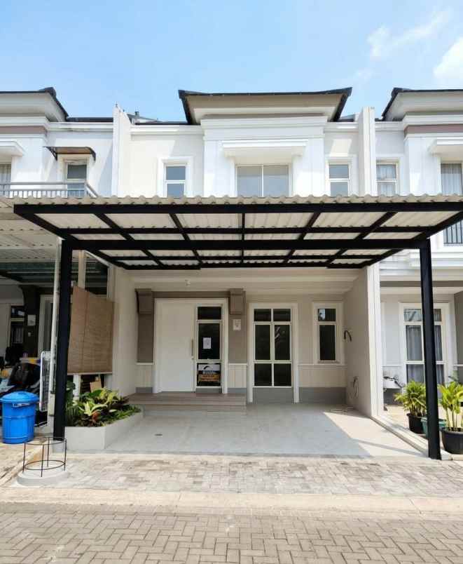 rumah siap huni lokasi strategis di nusaloka bsd