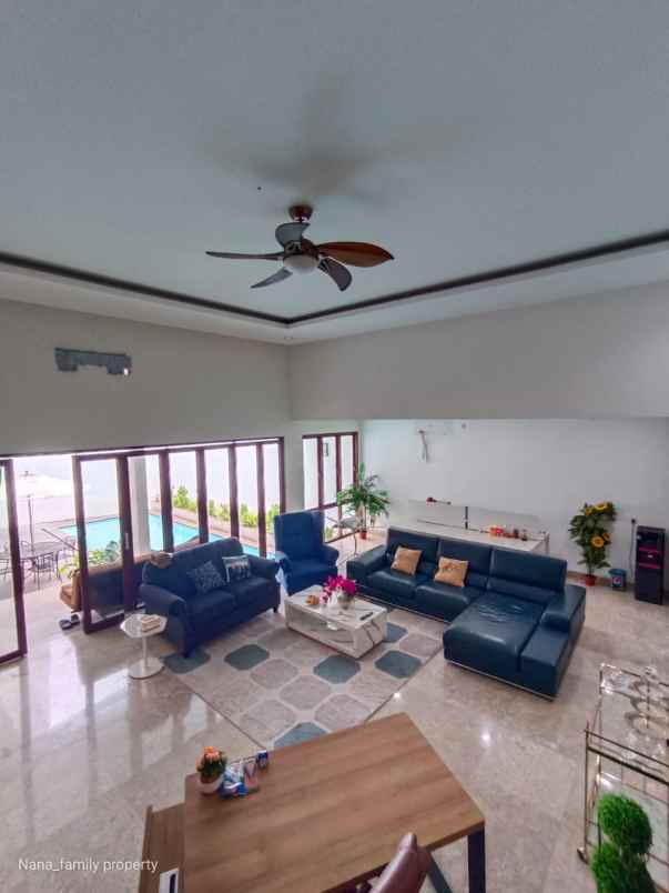 rumah siap huni semi furnished di area joglo jakbar