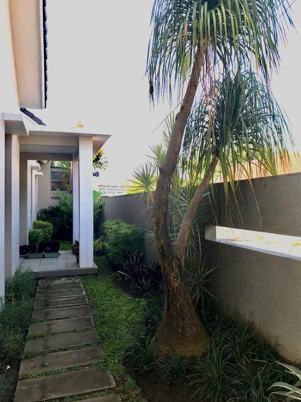 rumah siap tinggal di gatsu barat denpasar bali
