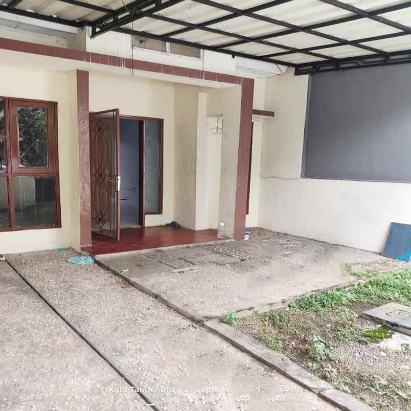 sewa rumah di perumahan buana gardenia cipondoh