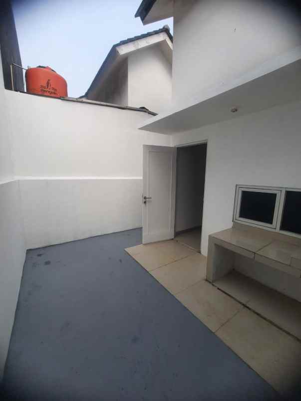 take over rumah dp murah strategis di cipayung depok