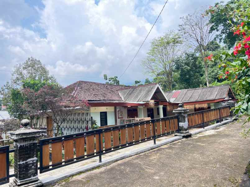tanah 300jt siap bangun villa wisata kemuning