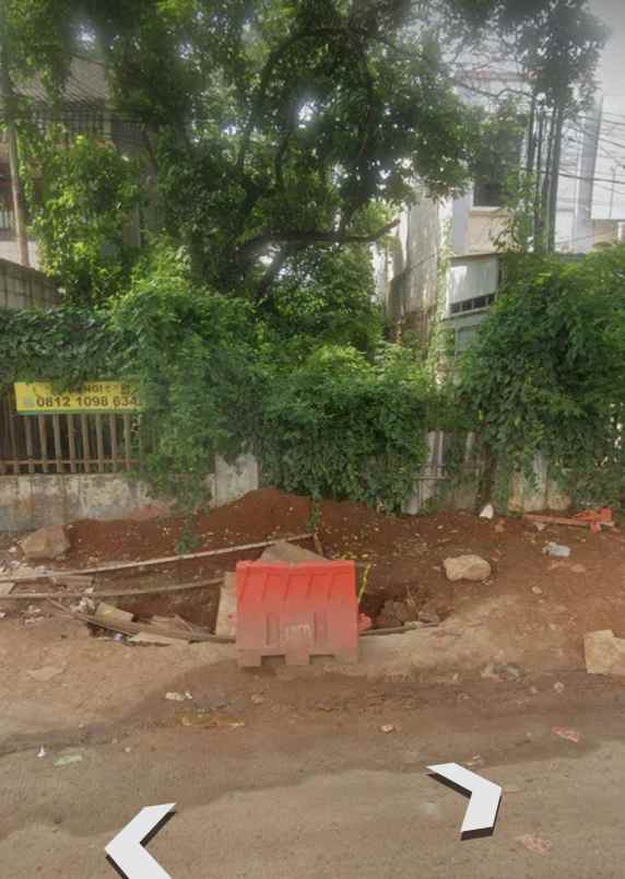 tanah jalan raya kalimalang di