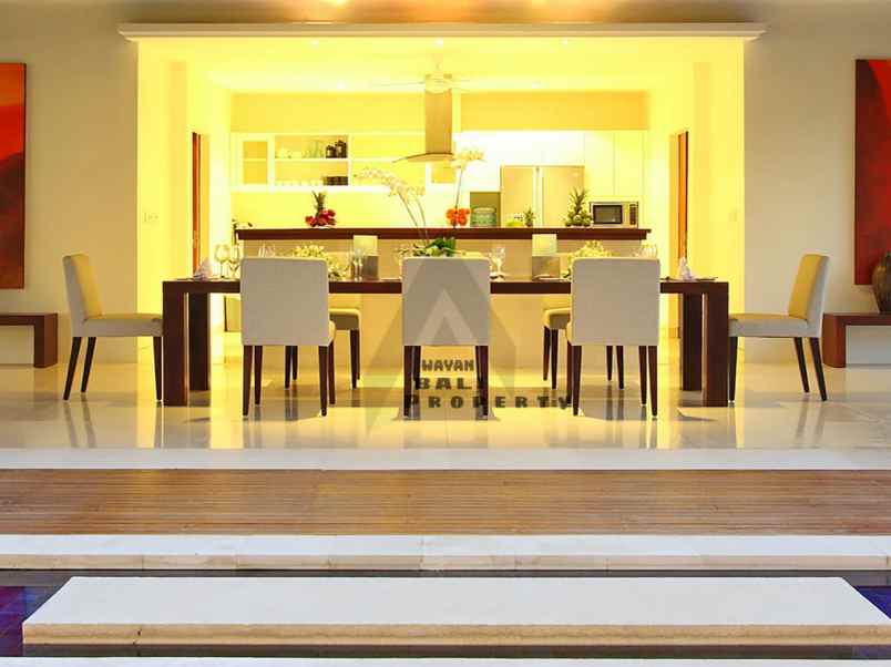 villa jl batu bolong