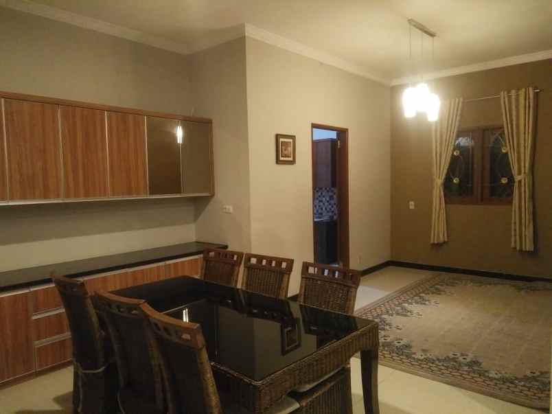 villa wafa murah cisarua puncak