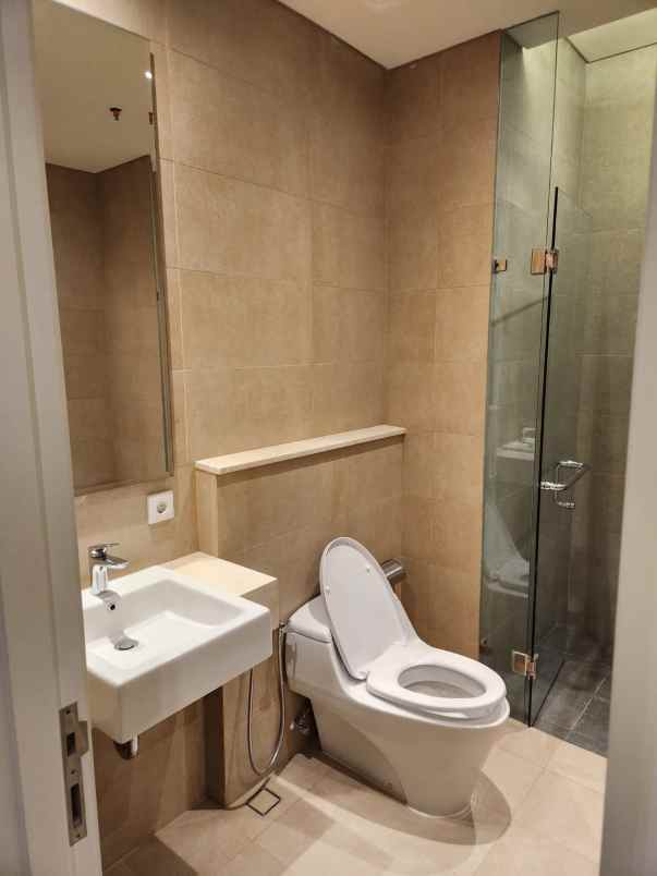 apartemen one galaxy residence