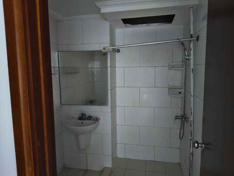 apartemen waterplace di surabaya barat selangkah ptc