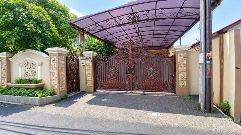 big land big house dijual rumah cijantung 2 lantai