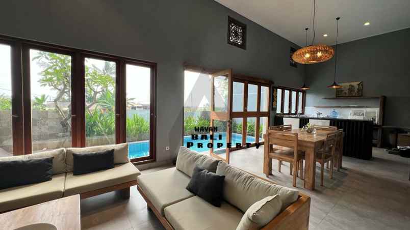 brand new villa view sawah jalan pantai nyanyi