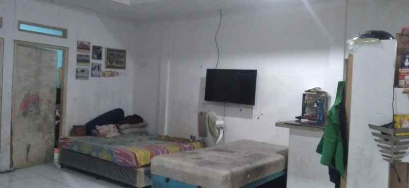 bu rumah perkampungan masuk mobil di pasir putih depok