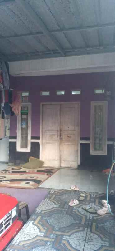 bu rumah perkampungan masuk mobil di pasir putih depok
