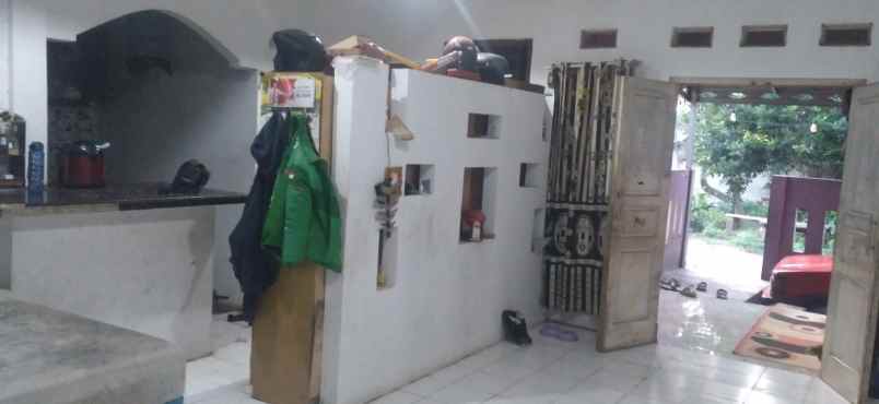 bu rumah perkampungan masuk mobil di pasir putih depok