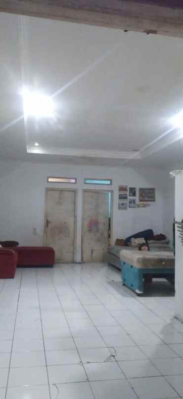 bu rumah perkampungan masuk mobil di pasir putih depok