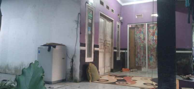 bu rumah perkampungan masuk mobil di pasir putih depok