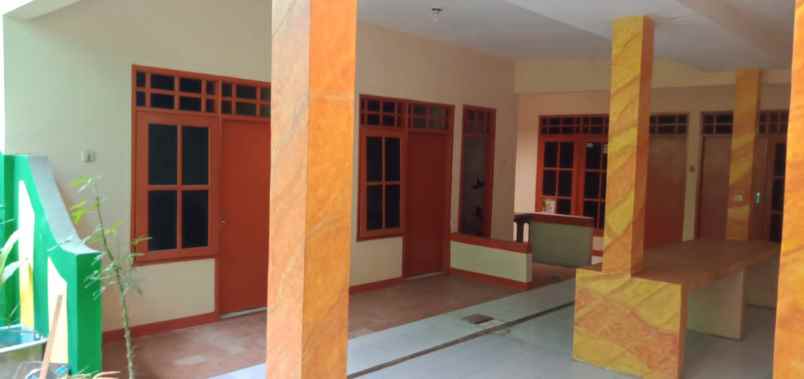 cuci mobil bengkel dan kos kosan