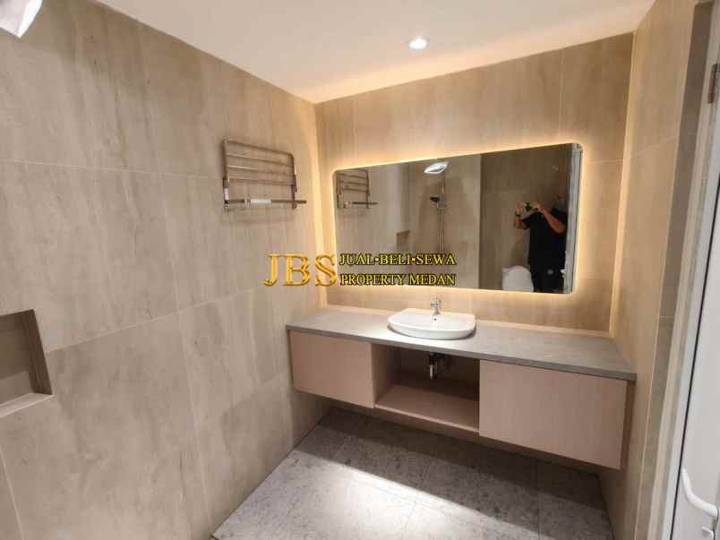 dijual apartemen apartemen podomoro city