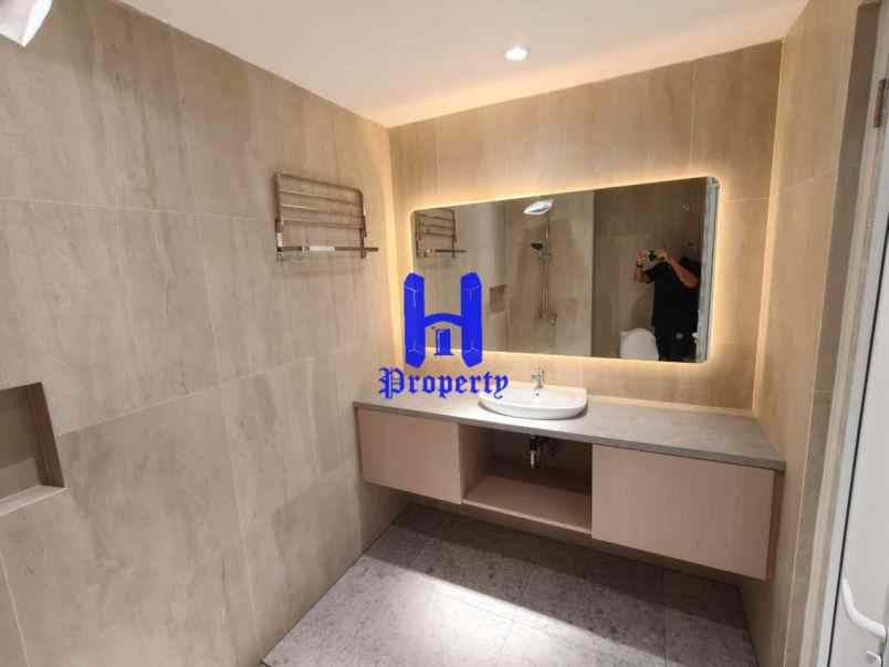 dijual apartemen apartemen podomoro city