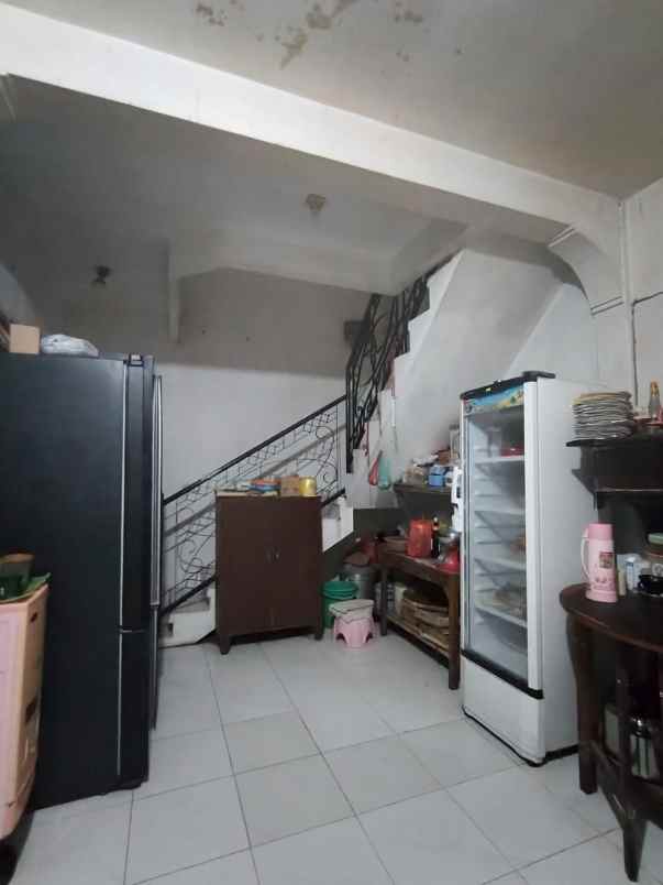 dijual apartemen sutorejo
