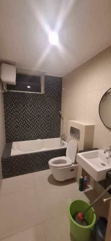dijual apartemen vue ciputra world